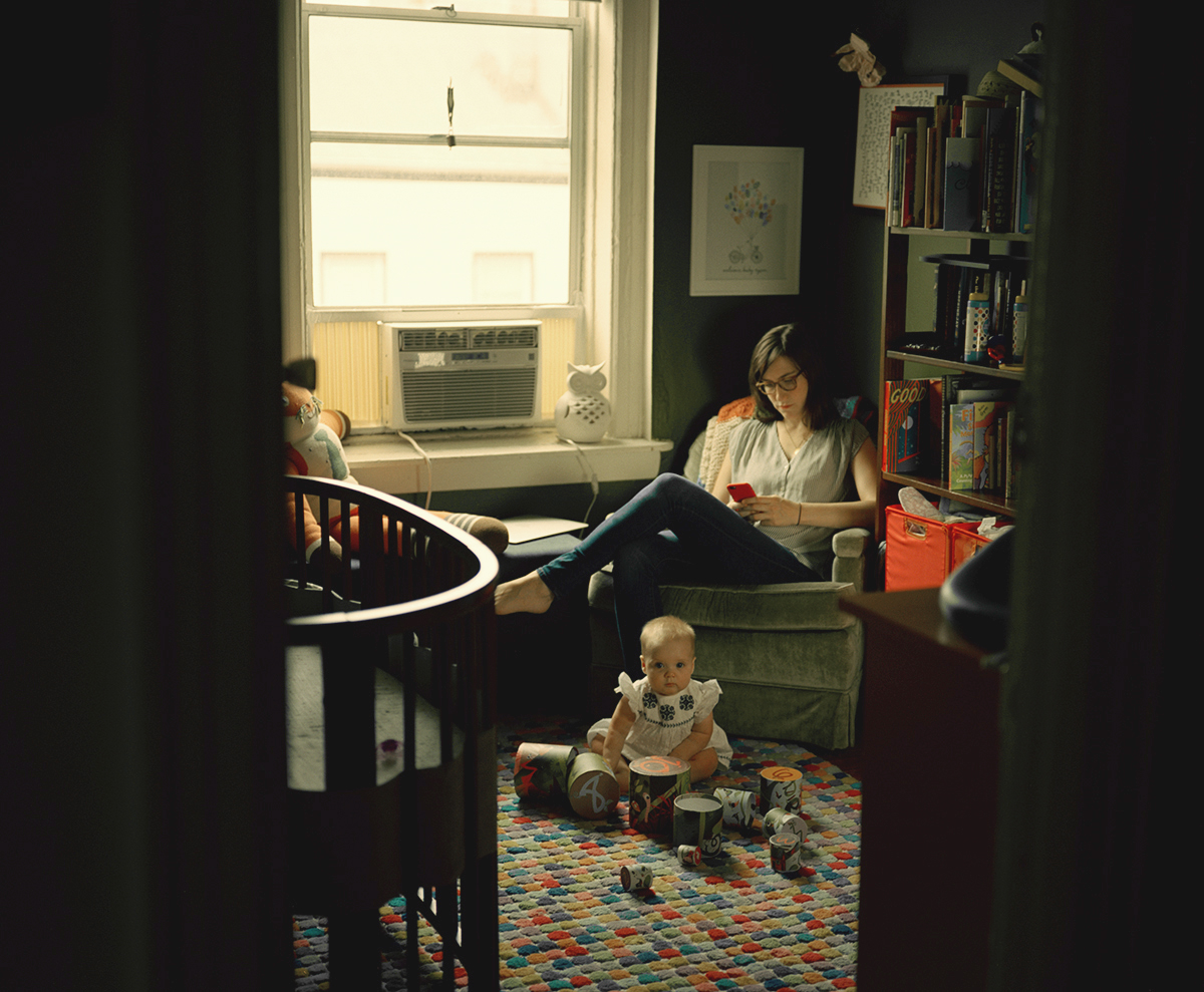 Kait Kerrigan with daughter 051